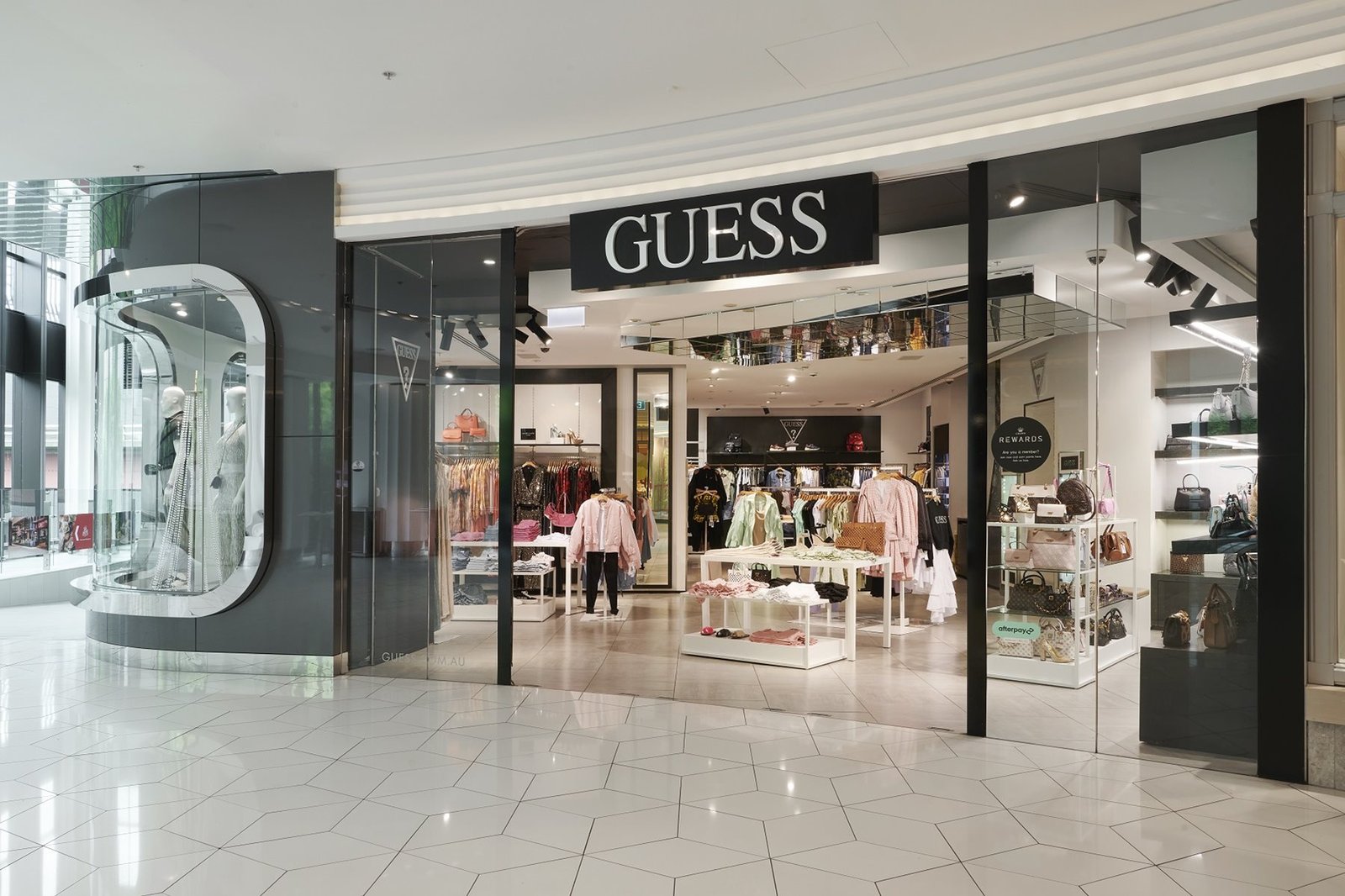 GUESS - Crown Melbourne