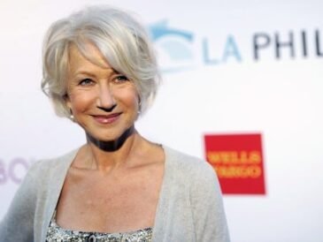 Vestire come Helen Mirren a 60 anni Il club dei delitti del giovedì The Thursday Murder Club