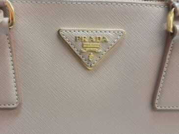 Pelle Saffiano cos'è e perché rappresenta la moda di lusso