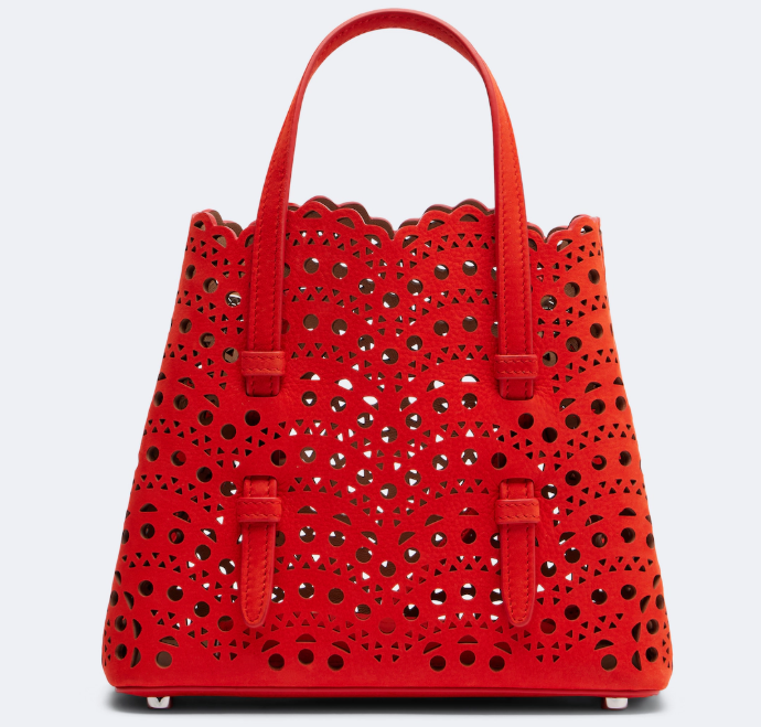 borsa rossa Colori moda autunno 2026: cosa indosseremo nei prossimi mesi