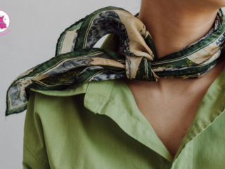 Rughe del collo: come camuffarle con un foulard senza rinunciare allo stile